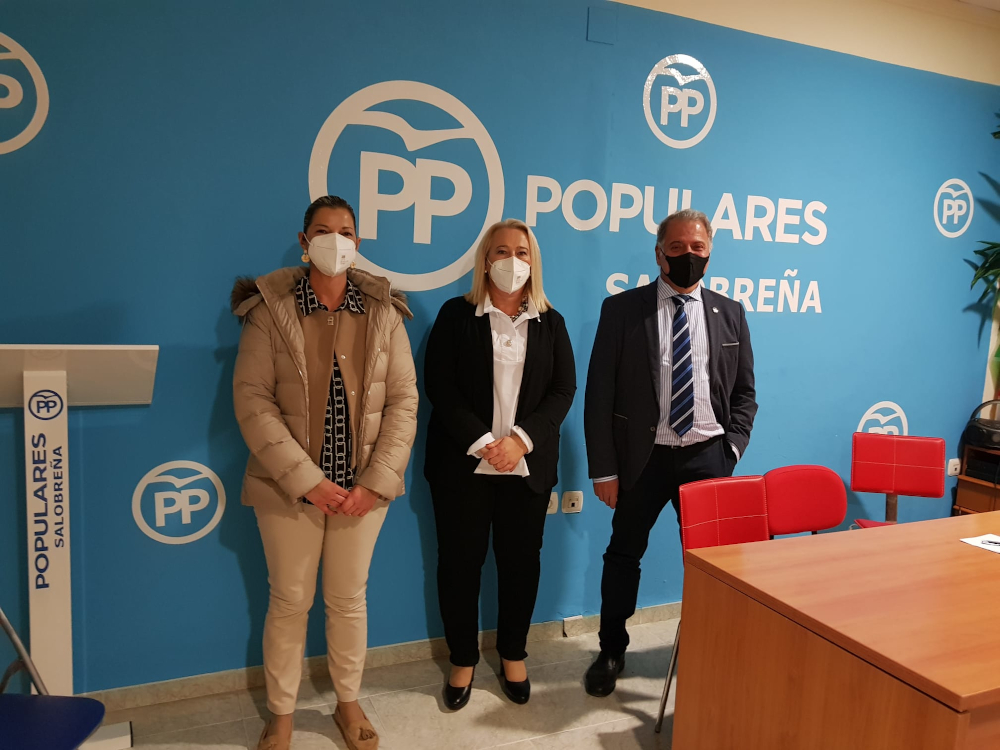 Carmen Jimnez se postula para presidenta del PP de Salobrea tras la salida de Gustavo Aybar